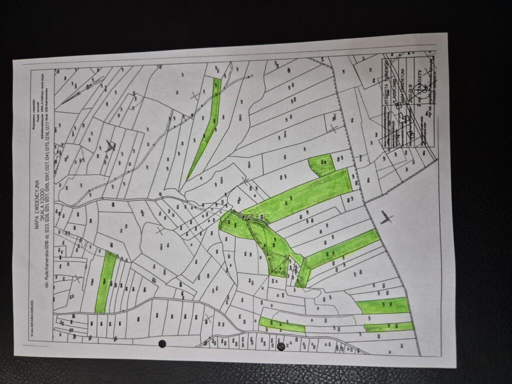 Syndyk sprzeda nieruchomość gruntową.