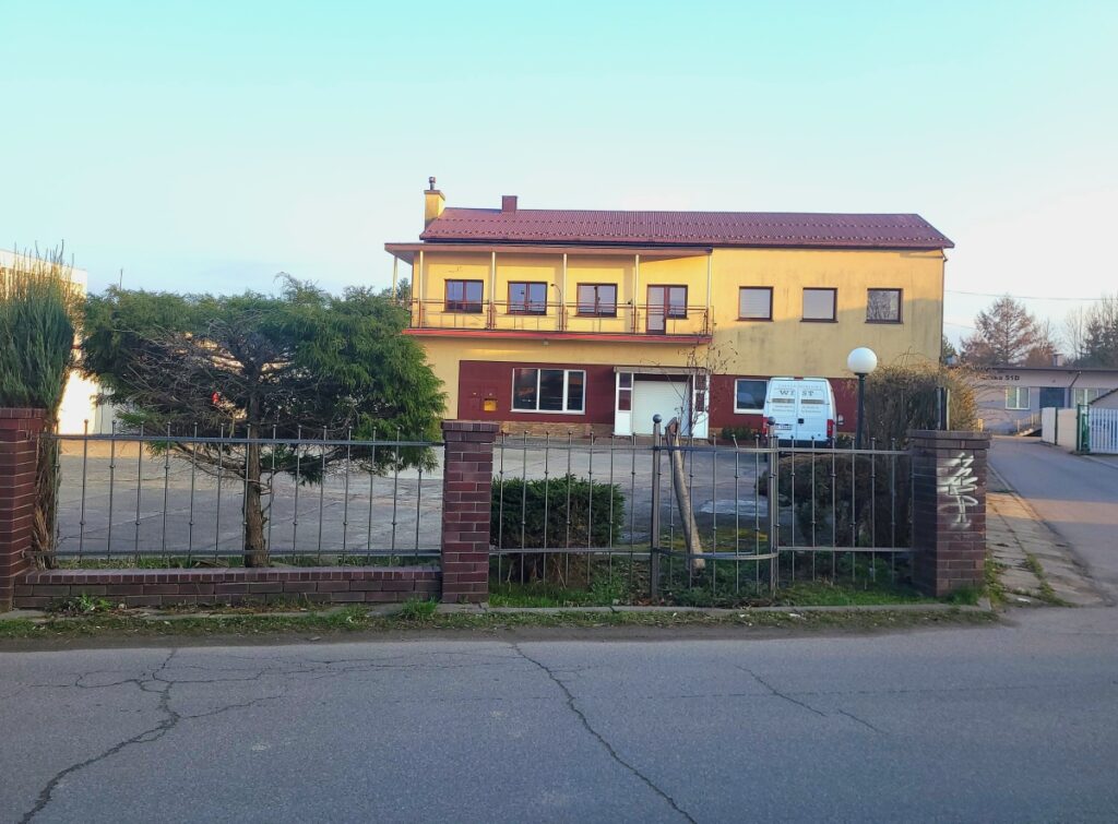BUDYNEK – PRZYCHONIA LEKARSKA –  GABINETY