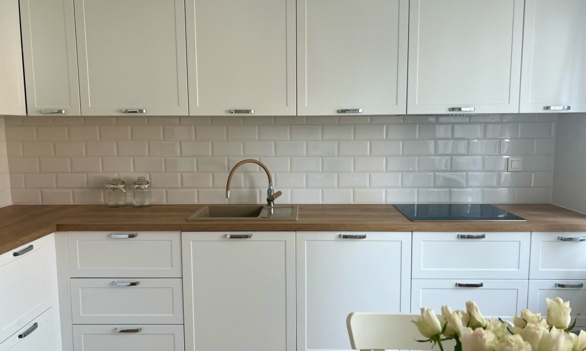 208603_3