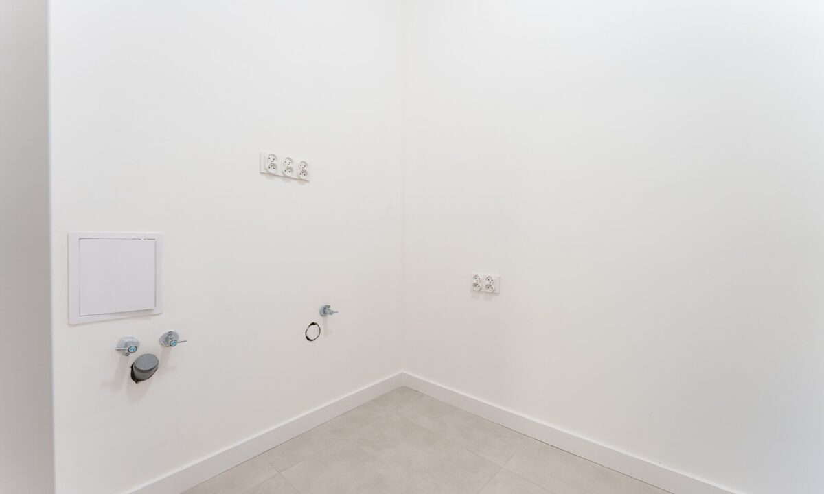 238971_3