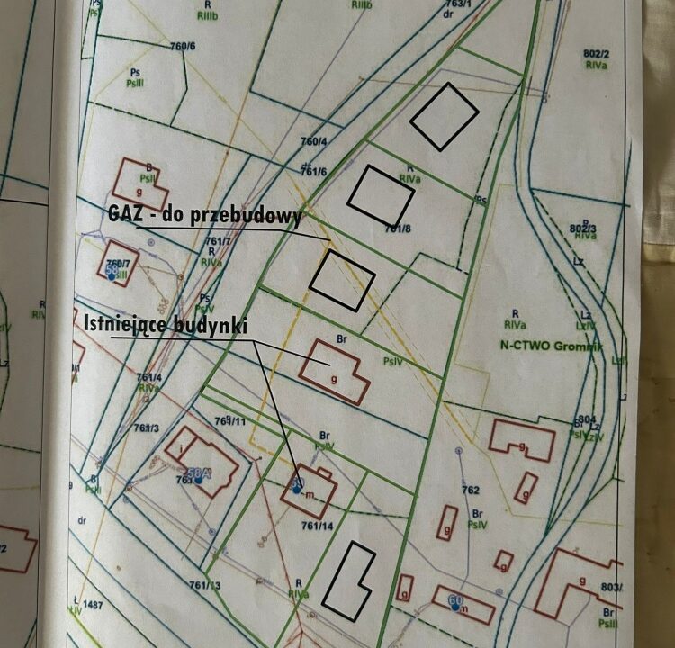 240468_3.jpg