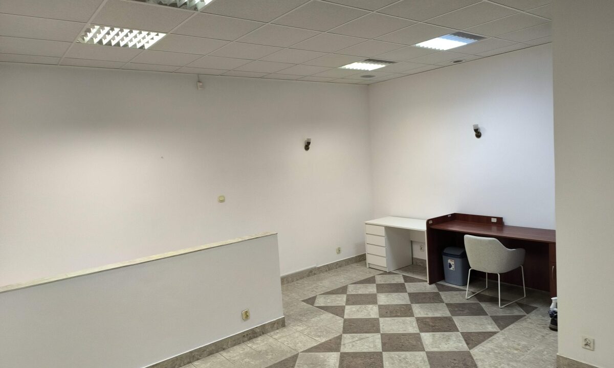 240482_3.jpg