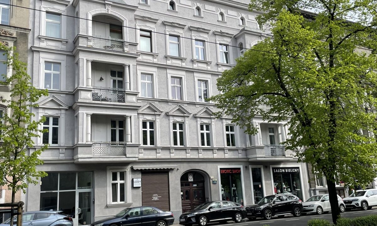 211348_3
