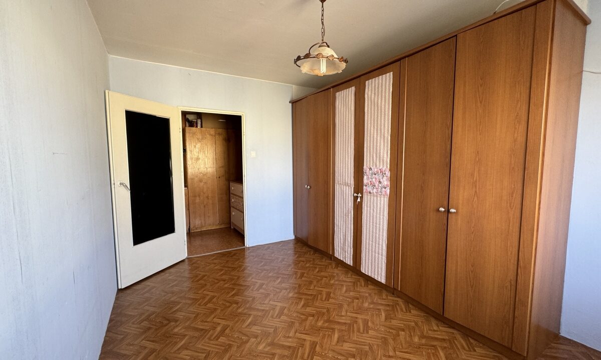 228628_3