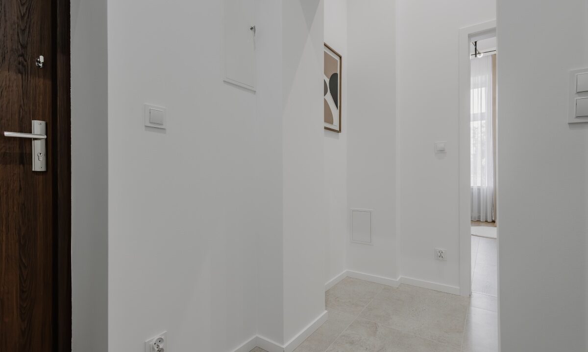 248945_3