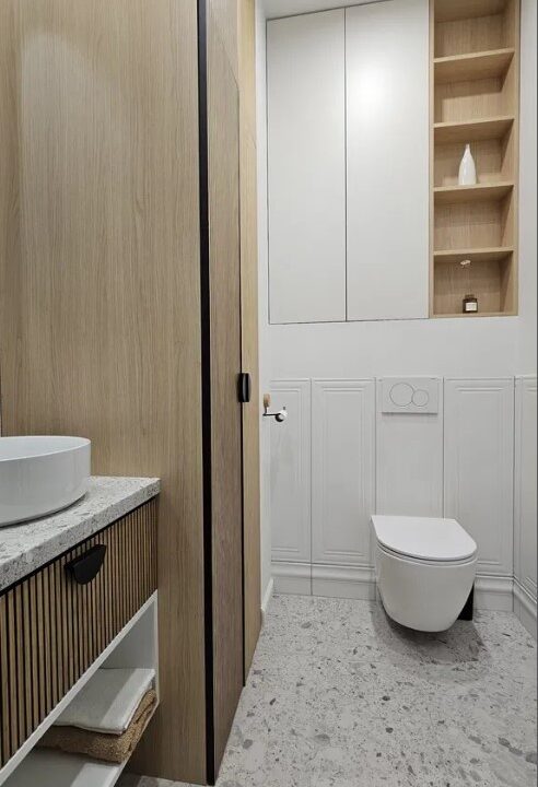 249741_3