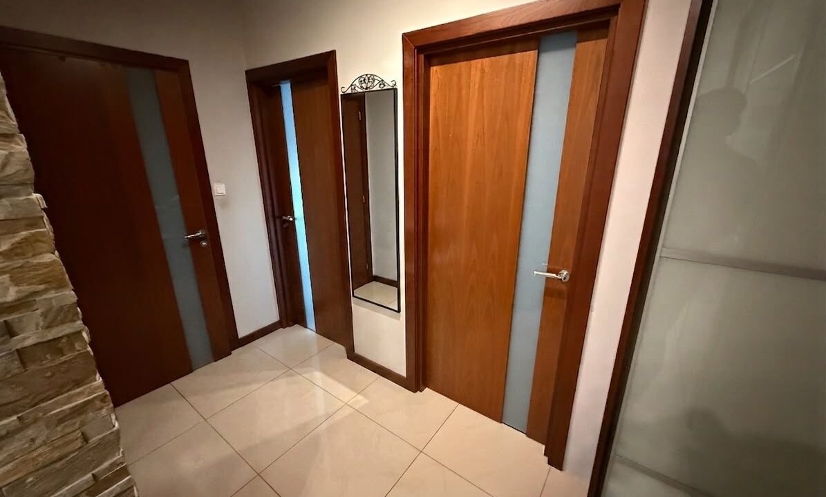 252814_3